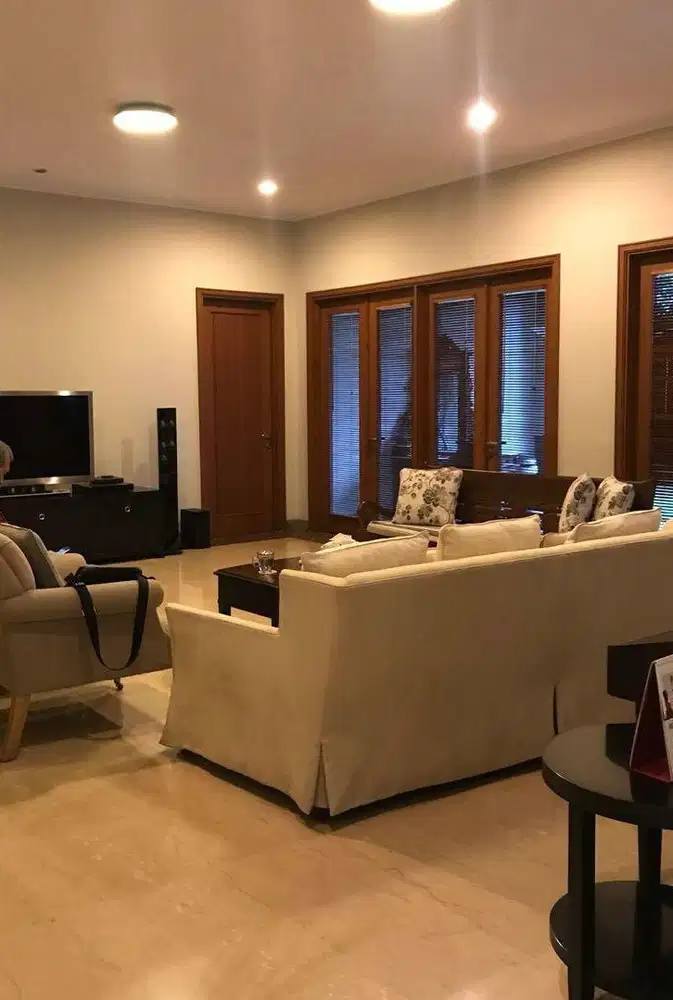 DIJUAL RUMAH MEWAH TERMURAH DI CILANDAK