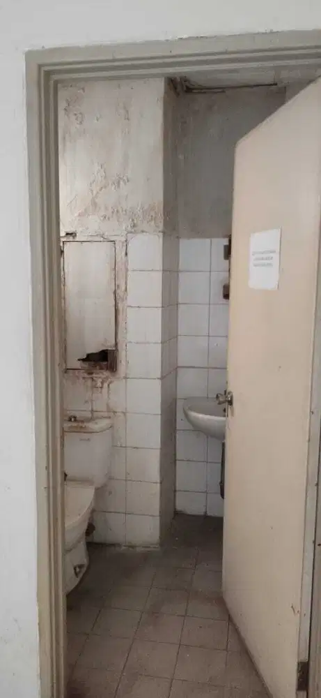 DISEWAKAN RUKO 4 LANTAI GRAND PANGLIMA POLIM JAKARTA SELATAN