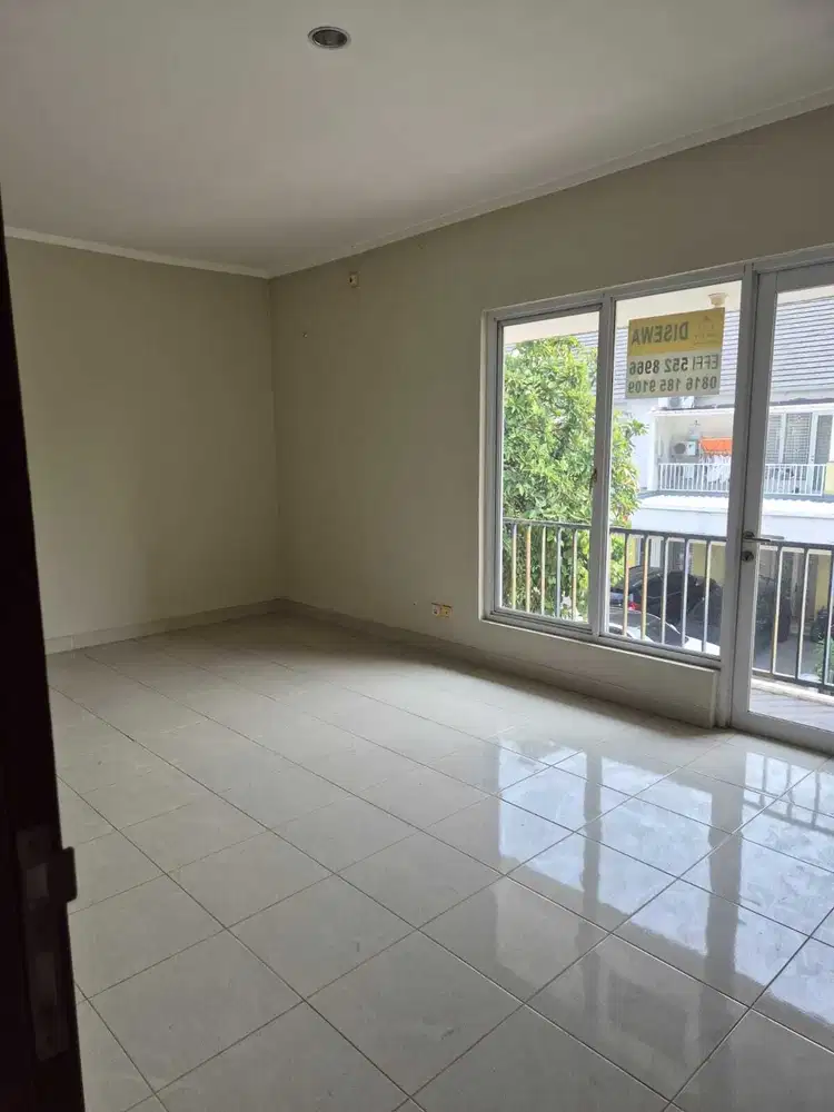 Disewakan cepat Rumah di Modernland Tangerang