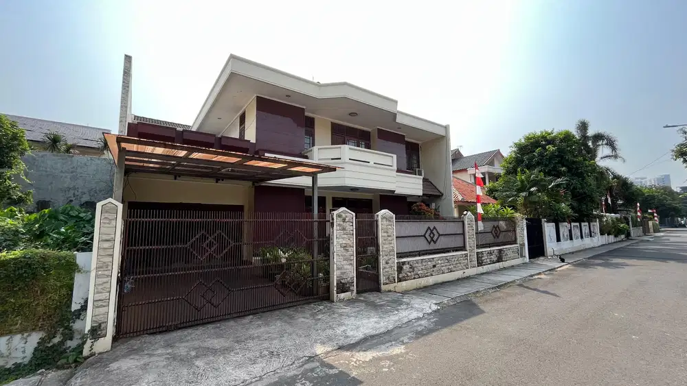 Dijual Murah Rumah 2lt Lux Rapi Terawat Area Kebon Jeruk Row 3 Mobil