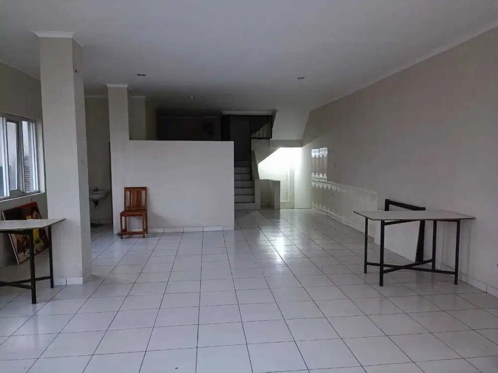 Dijual Fullfurnish Ruko 3 lantai ex-Rumah Makan di Lamargas