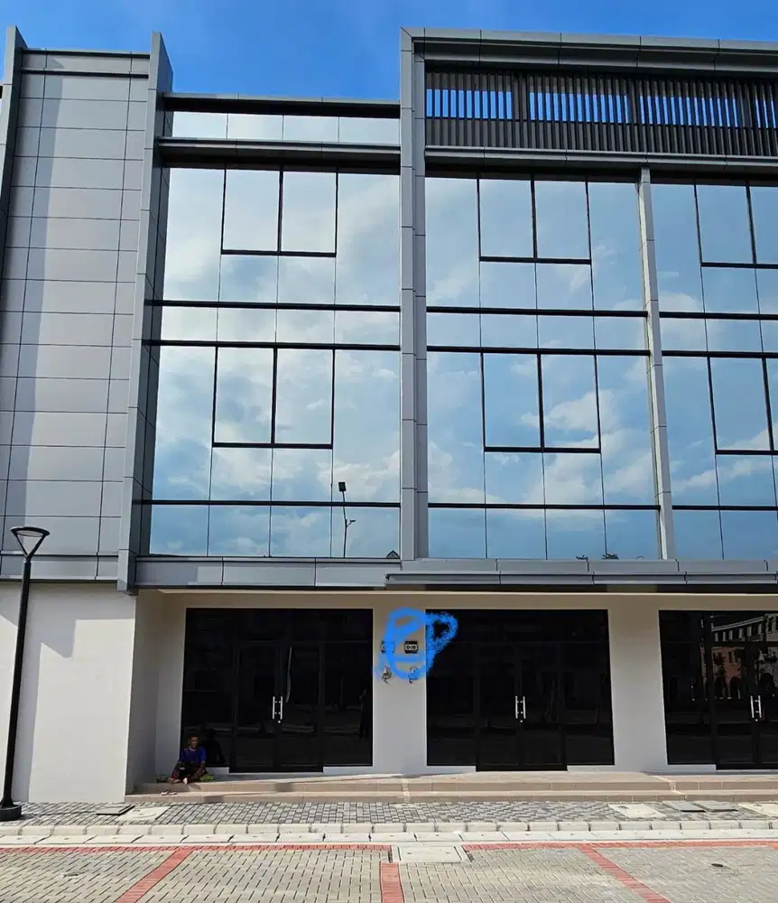 Sewa Murah Ruko Osaka Pik 2, Gandeng 2unit 4,5x15m.