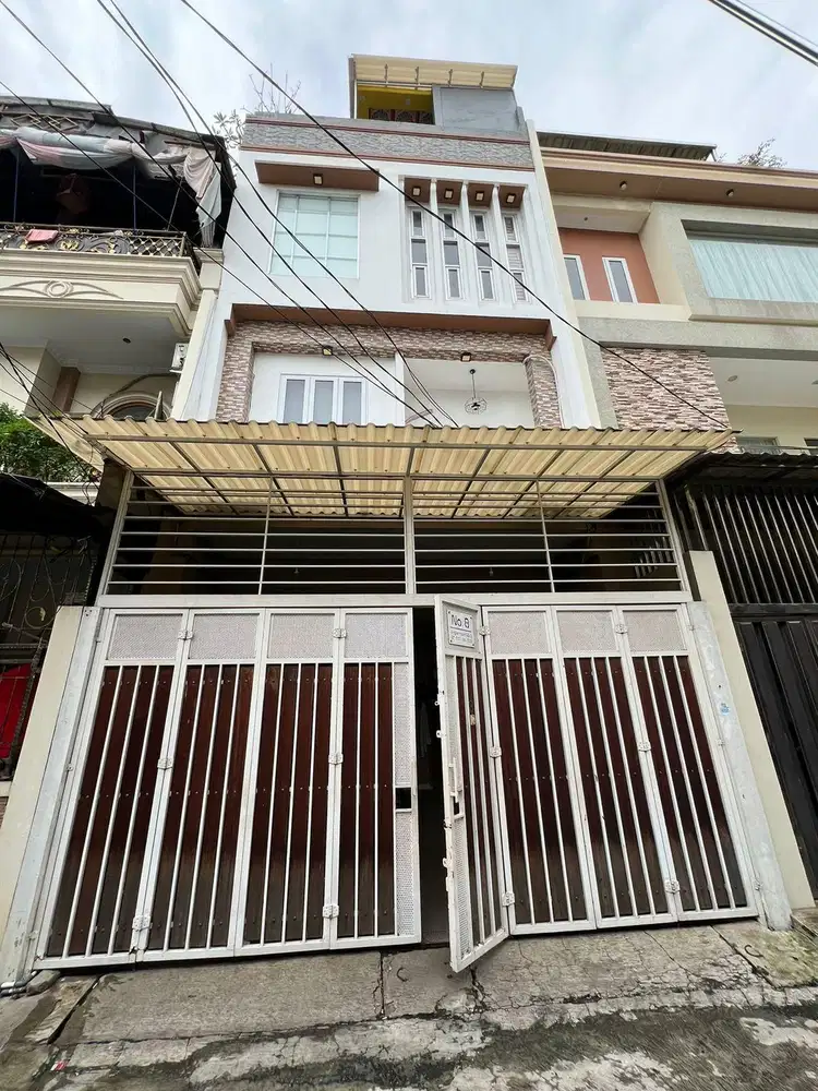 Rumah Angke Indah 6x15 siap huni