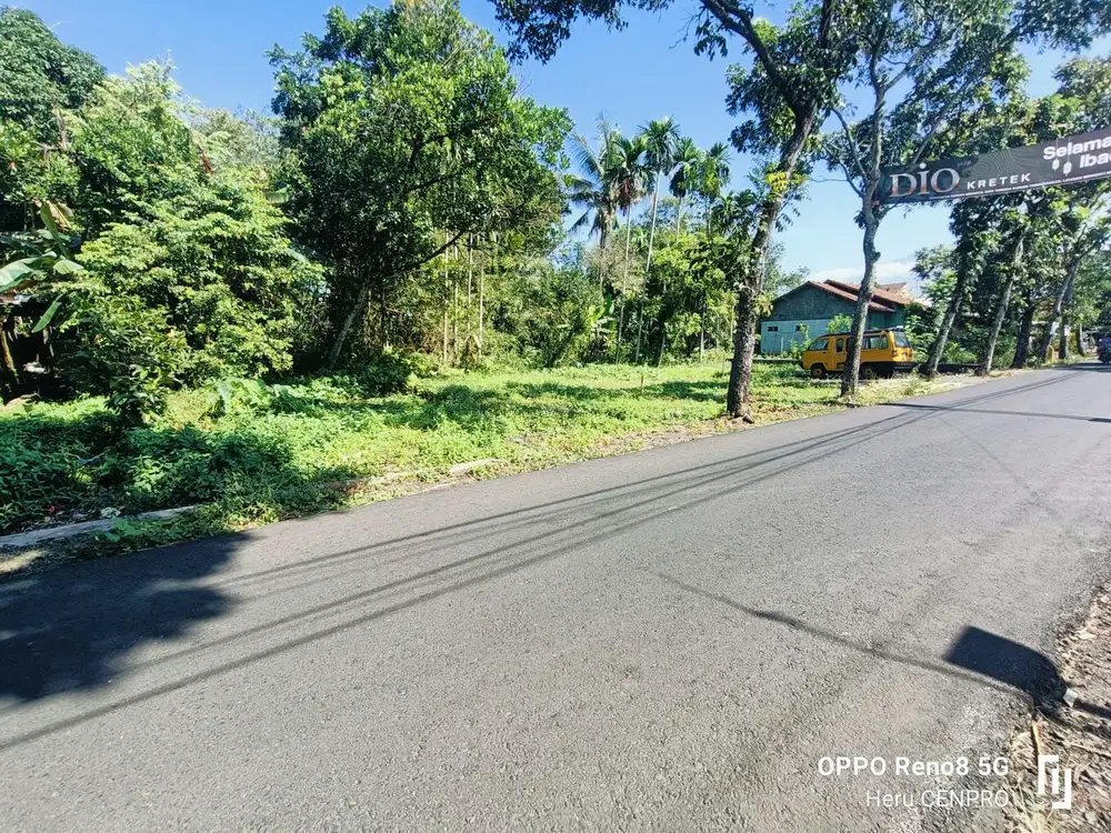 Tanah kosong dekat pasar Padamara,wisata Aquarium Purbalinggag