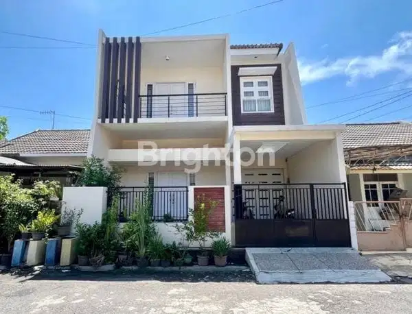 Rumah 2Lantai Nginden Intan Timur, Minimalis, Row Jalan Lebar