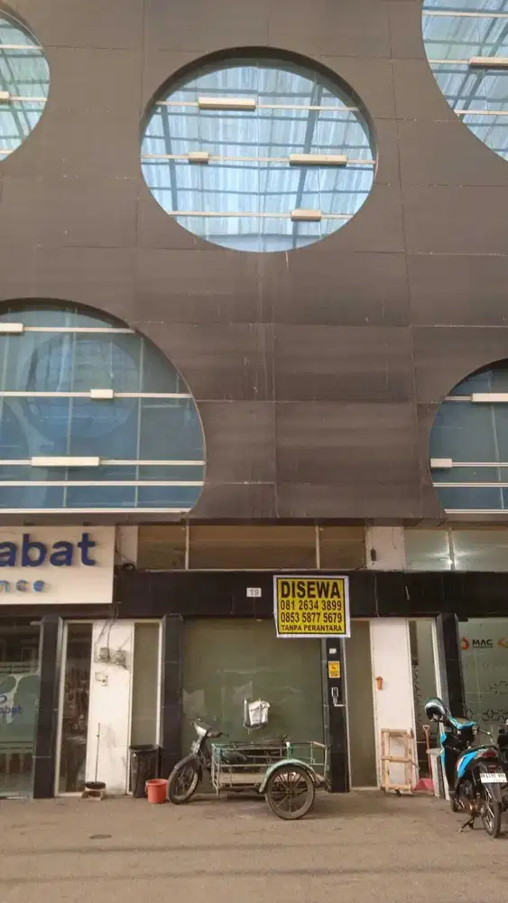 Disewakan 1 Unit Ruko Centrium Jl. Brigjend Katamso