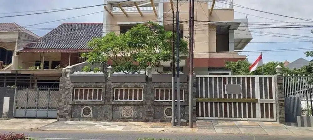 Dijual Rumah Di Jakarta Timur Pinggir jalan RS Soekamto Pondok Kopi