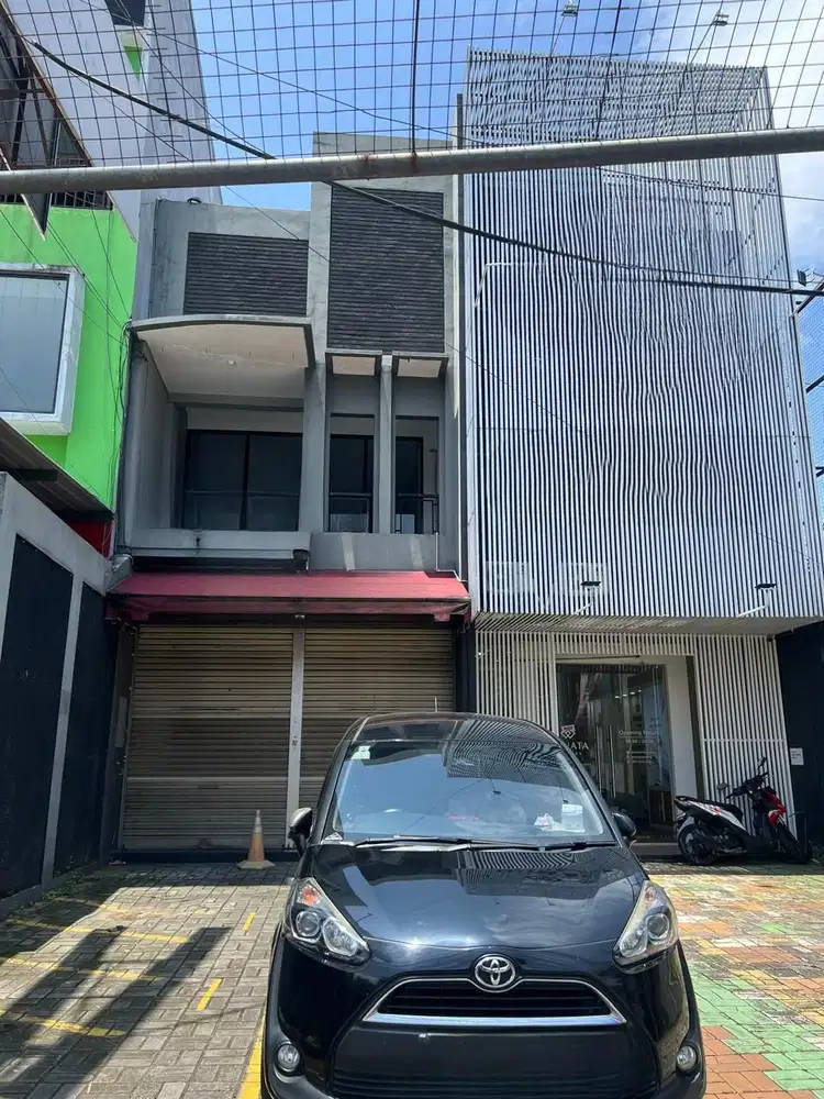 Ruko Cocok Untuk Kantor Dan Usaha Dalam Area Bisnis Lokasi Jakal KM. 5