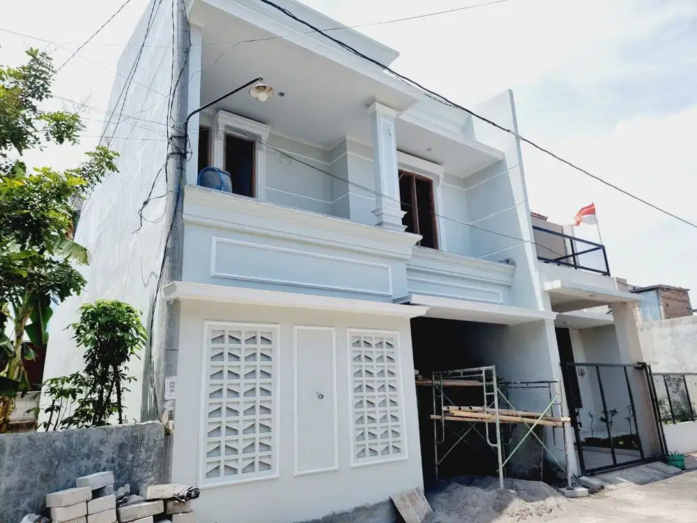 Rumah Cantik 2Lt Finishing di Perumahan Area Sukoharjo