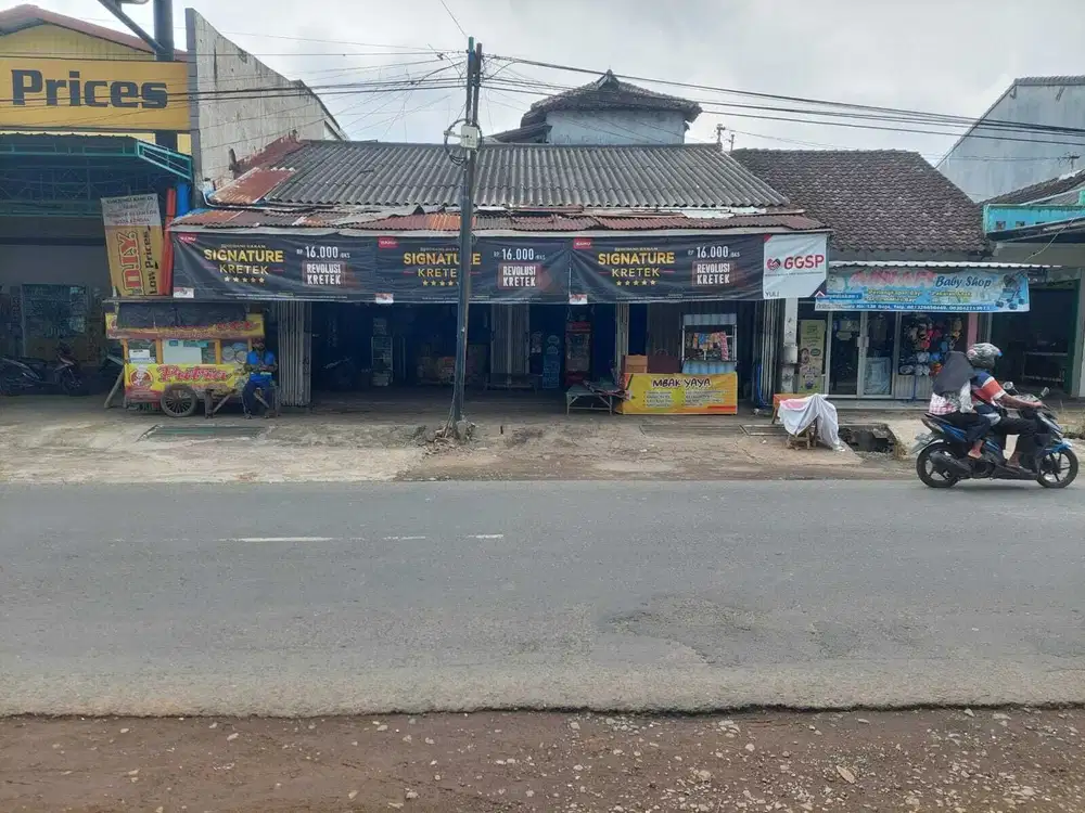 ruko di Jalan Pemuda, Boja, Kendal