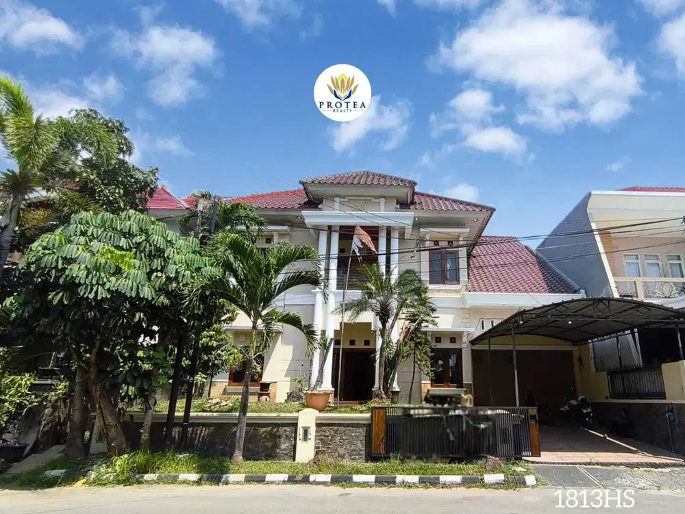 Jual Rumah Modern Classic Tanah 290m2 dg 6 Kamar di Kawasan Mewah Kota