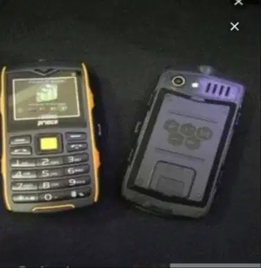 Prince Handphone sekaligus power bank