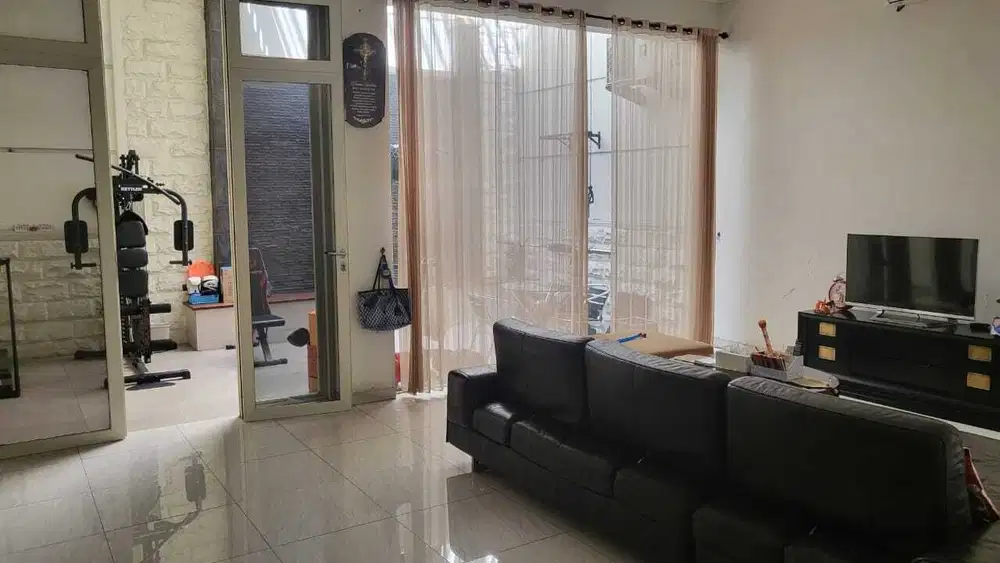 Rumah LT 200m2 Pakuwon City San Diego Surabaya Timur