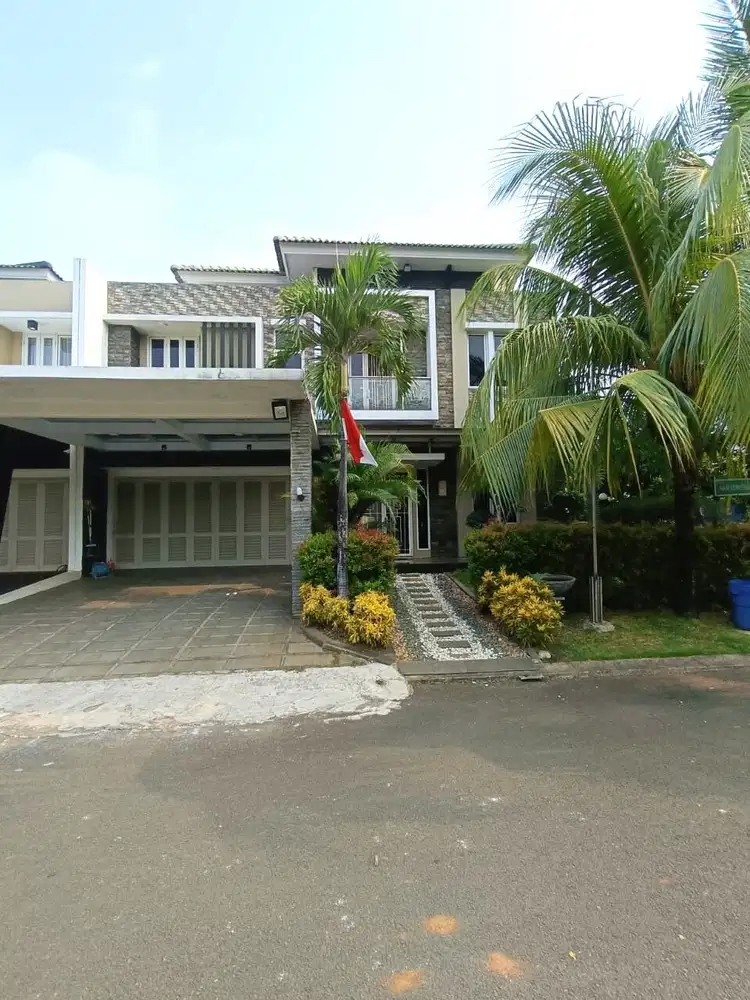 Dijual Cepat BU Bangett, Jarang Ada Rumah Di Cluster San Lorenzo GS