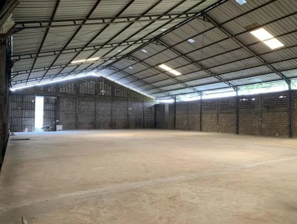 Beli Tanah Dapat Gudang Bagus Siap Pakai Di Jurumudi Daan Mogot