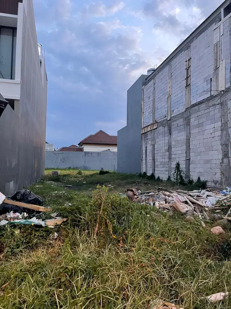 Kav Araya Boulevard Surabaya Timur Row Besar