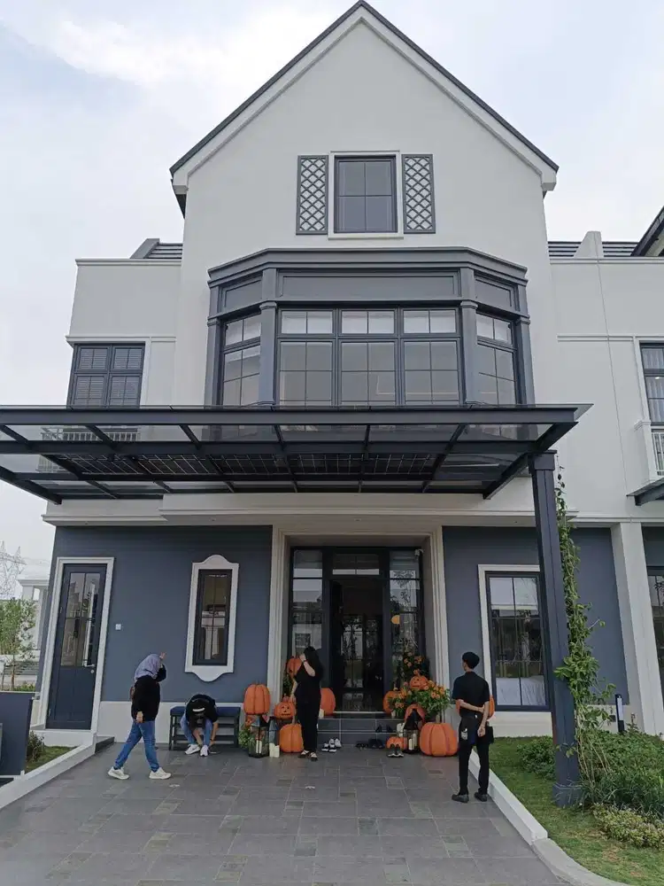 Rumah Bergaya American Classic Cluster Louise Summarecon Serpong