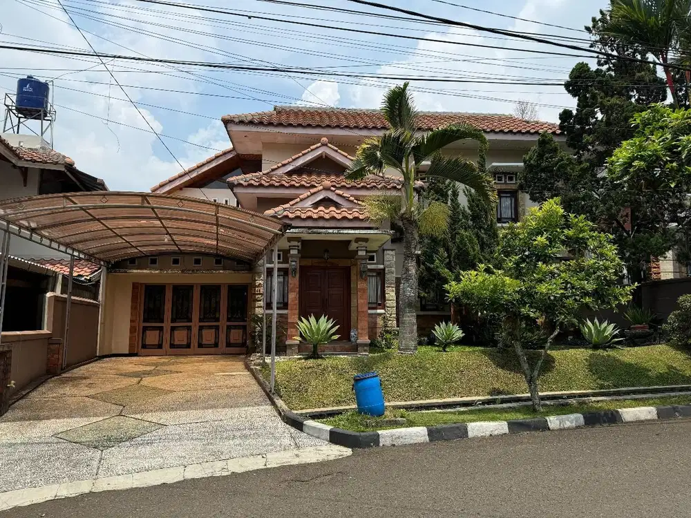 Dijual Murah Rumah di Komp. Parahyangan Rumah Villa, Bandung