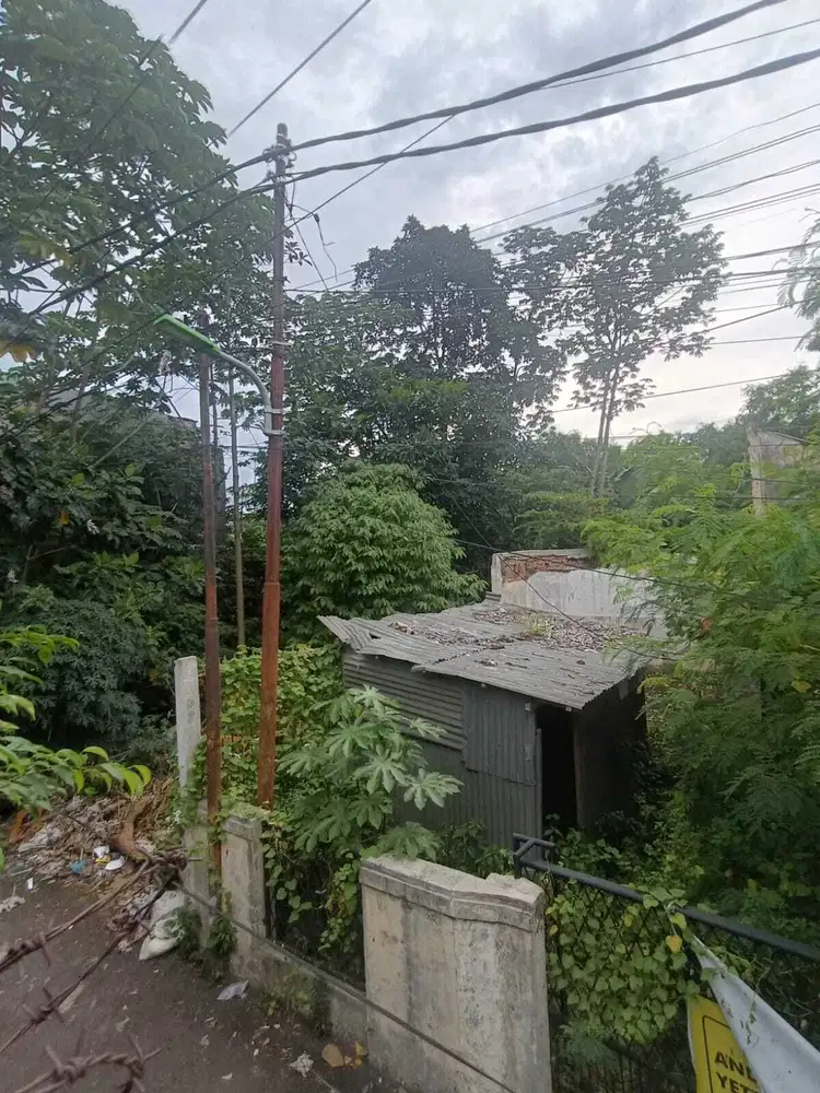 Rumah tua hitung tanah di Kebagusan Pasar Minggu Jakarta selatan