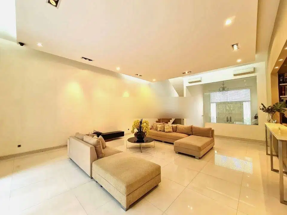 Rumah Mewah Full Renov View Danau Furnish 2Lt 12x25 4+2KT Bgm Pik