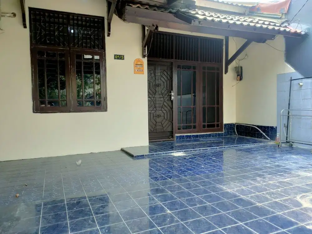 DIJUAL RUMAH NYAMAN DEPAN TAMAN FASUM TAMAN PULO RAYA CAKUNG JAKTIM