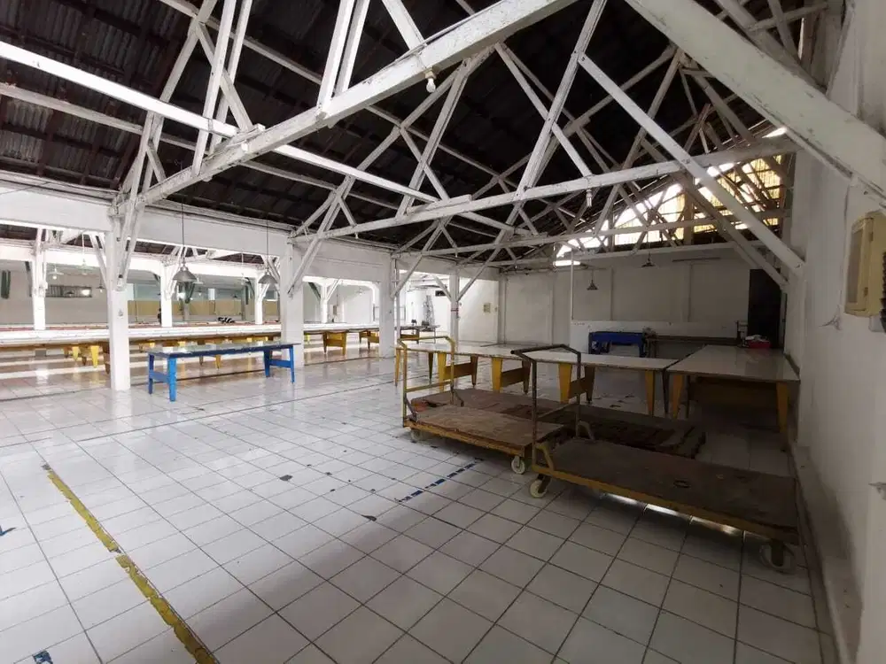 Gudang 2000mtr tengah kota bandung