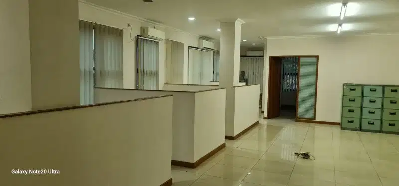 Dijual Ruko office di hoek siap pakai