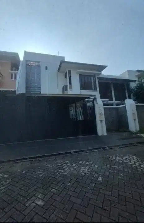 Rumah Mewah Dengan Kolam Renang Di Villa Gading Indah Kelapa Gading