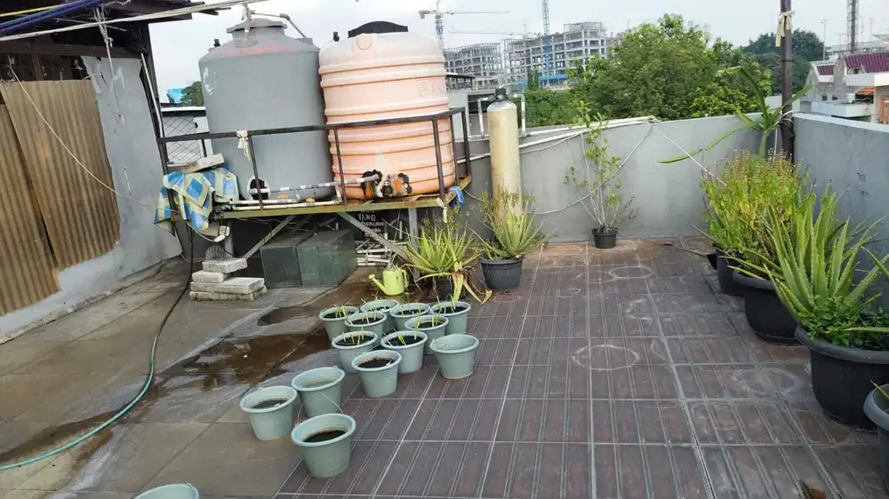 RUMAH 2.5 LT COCOK UNTUK USAHA DAN TINGGAL