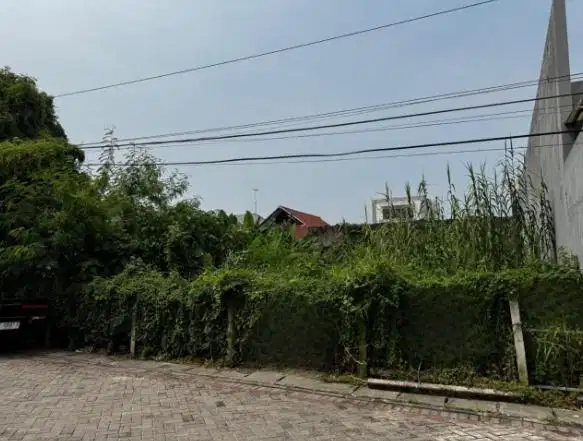 Tanah Hook Luas 383 m2 di Klampis Surabaya SHM