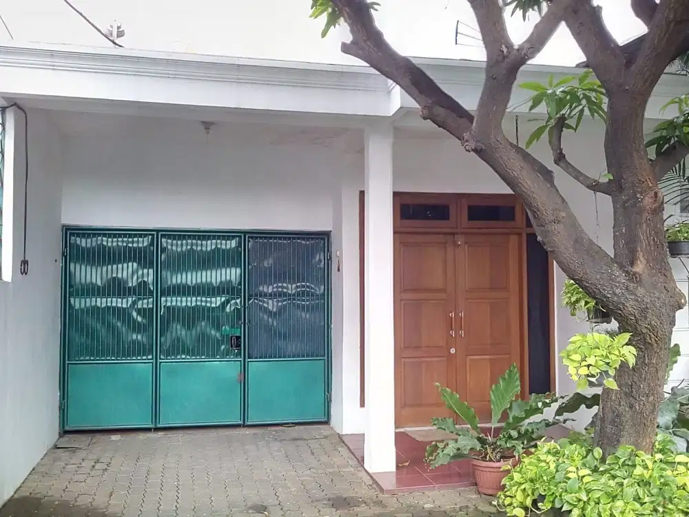 Rumah di jual Palmerah Barat