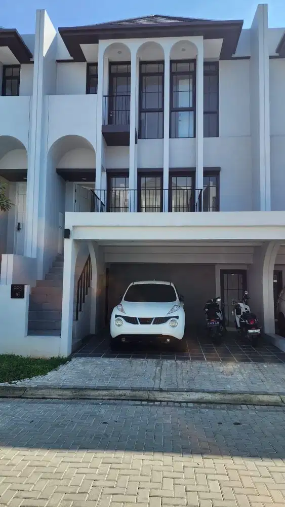 Dijual Rumah 3 lantai Aether Greenwich Park BSD City baru