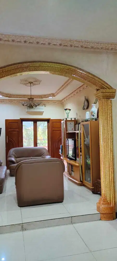 Jual Cepat Rumah Mewah Type Split Level di Kelapa Kopyor Bisa Nego