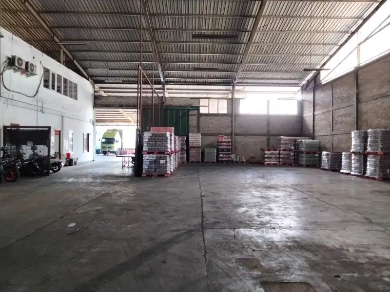 Gudang siap pakai di soekarno hatta kota bandung