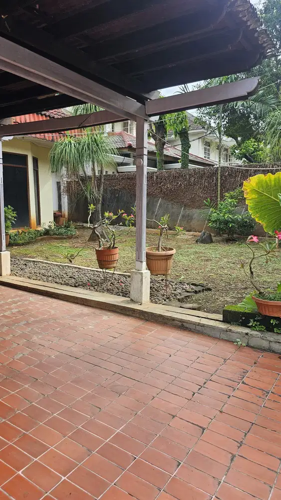 Dijual Cepat 2 Lantai Bagus di Bintaro Paradise, Jakarta Selatan