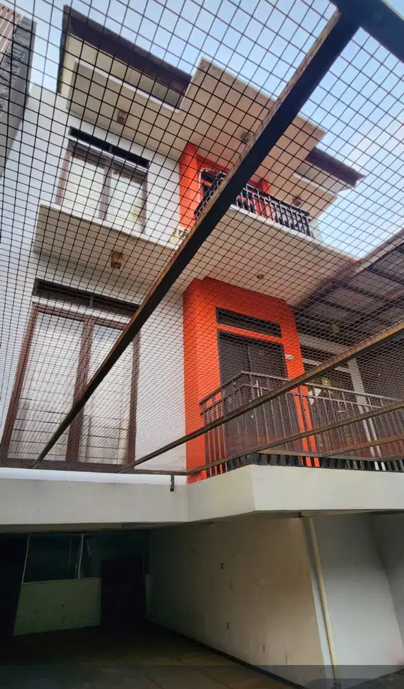 Jual Rumah 2lantai Murah di Danau Bogor Raya Lakeside