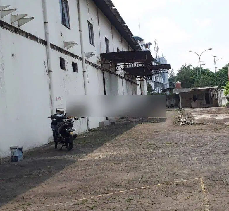 Eks Pabrik Dikawasan Industri Pulo Gadung Jakarta Timur