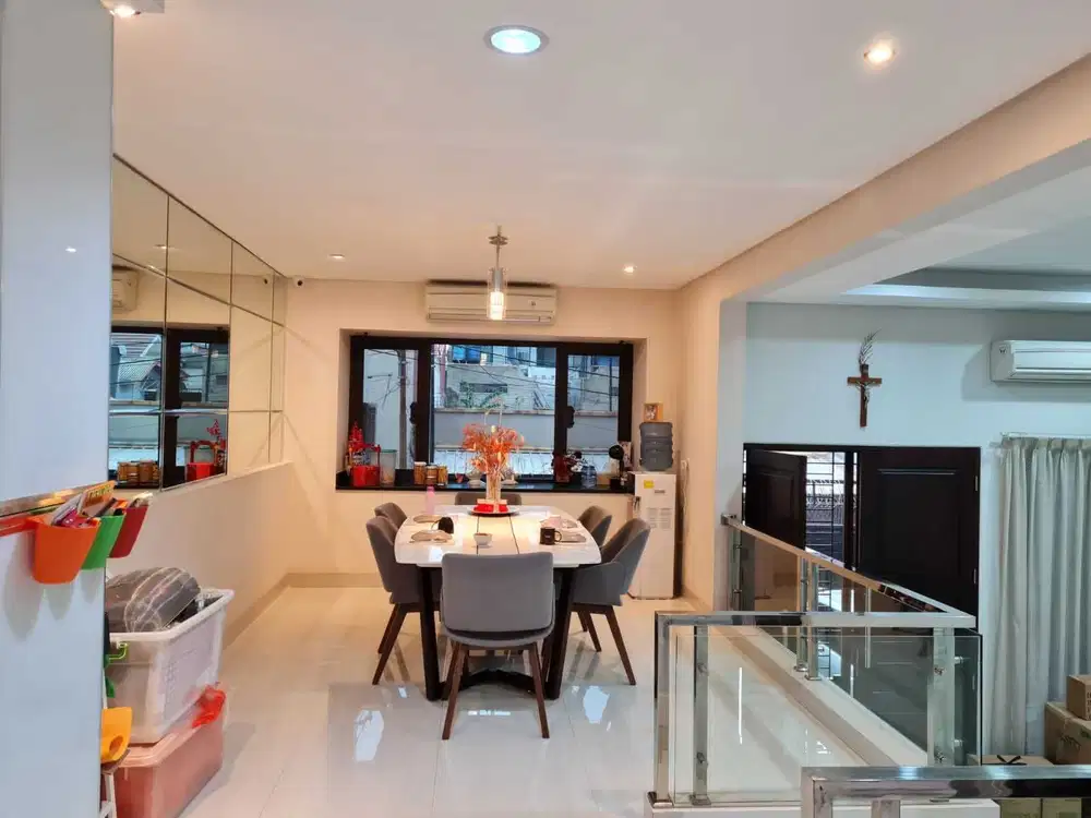 Rumah Mewah Full Furnished Siap Huni Jakarta Pusat Harga BU