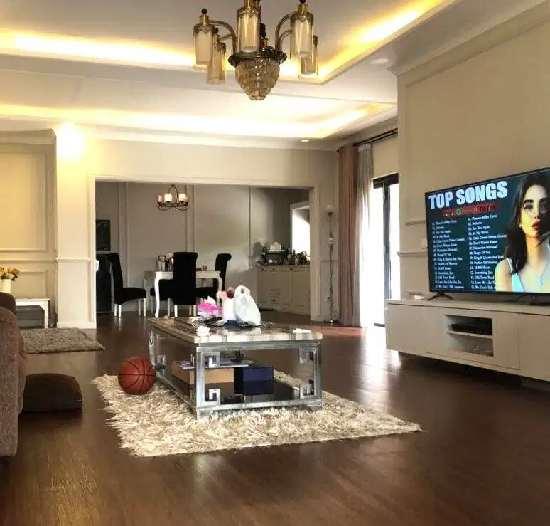 Rumah hoek 2lt 286m type 4KT Cluster Cassia JGC Jakarta Garden City