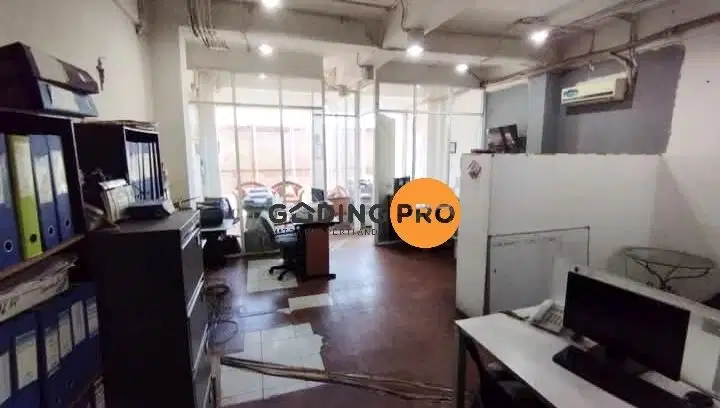 Ruko Strategis Pinggir Jalan Cocok Untuk Usaha di Ciputat