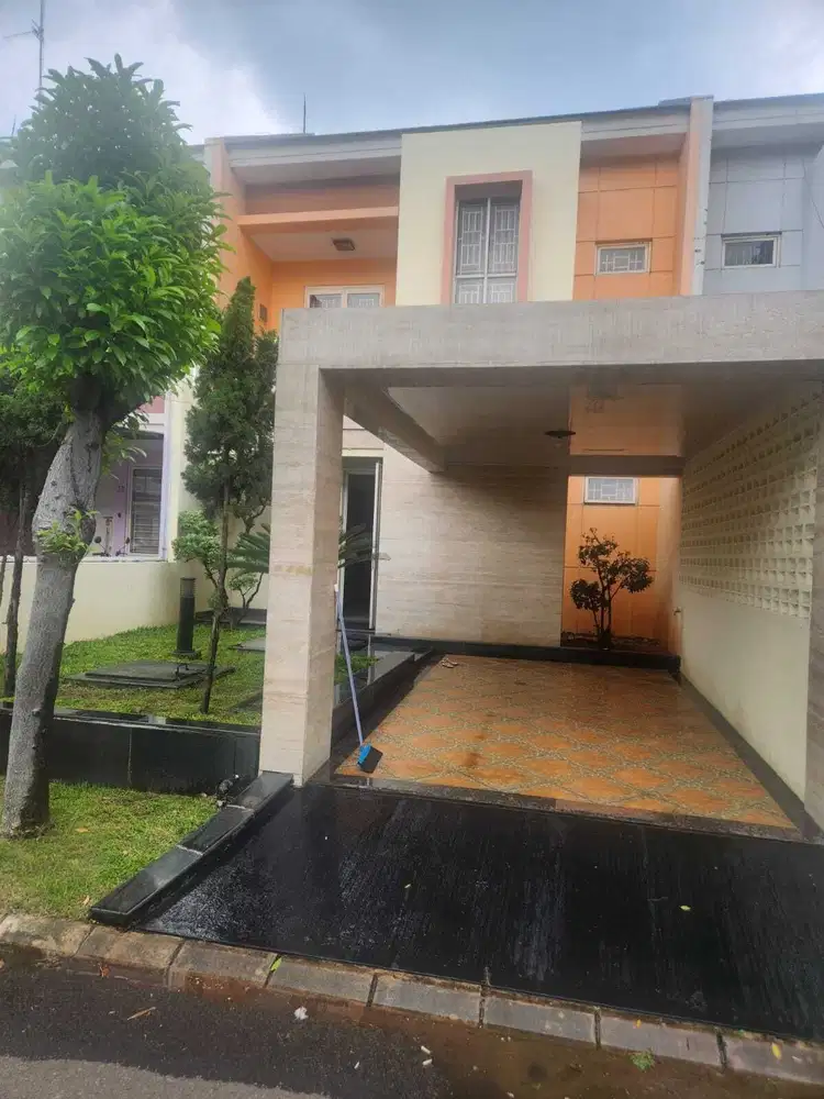 Dijual Rumah 2 Lantai di Cluster Airlangga Grand Taruma Karawang