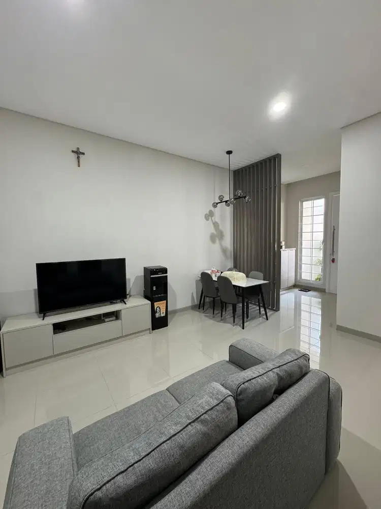 Rumah Semi Furnish Jasmine Courts Puri Galaxy Surabaya Timur