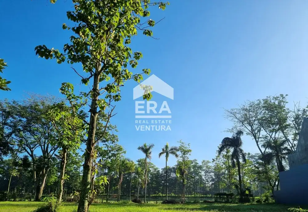 Kavling premium di Villa Golf Megah Araya View Golf dan Djati Lounge