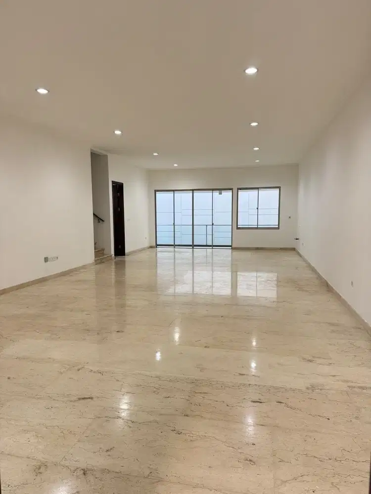 Dijual rumah Golf island pik