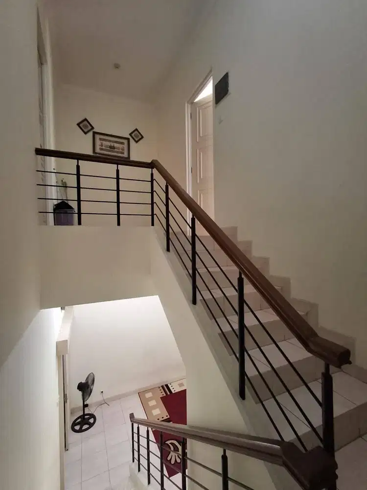 Di jual Rumah Royal Residence 2Lt di pulogebang cakung,Jaktim