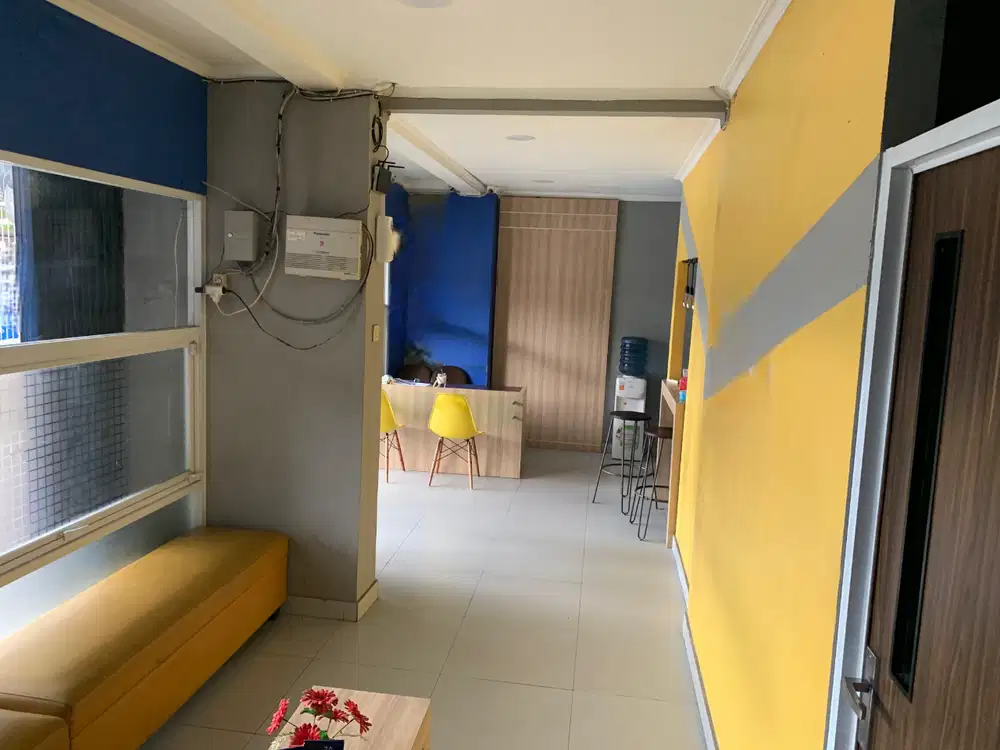 DiJual Cepat 2 Ruko Gandeng strategis uda ramai pinggir jalan, Bandung