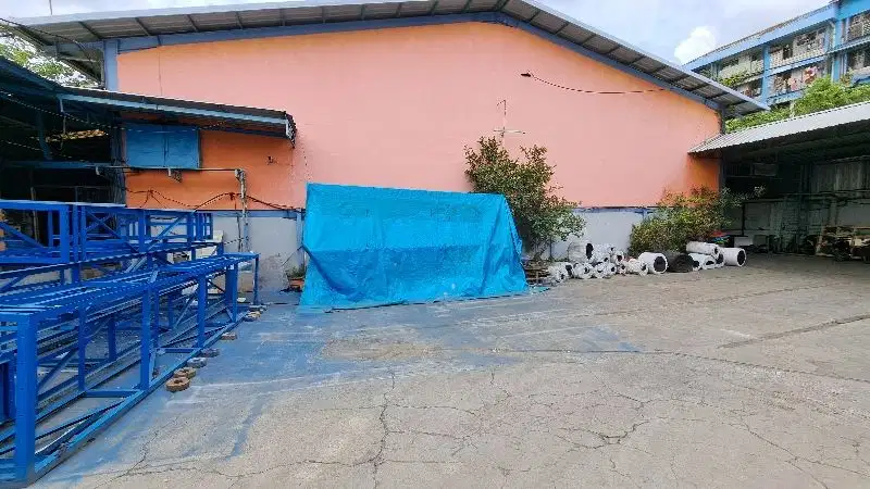 Gudang 2 Lantai Kapuk Muara akses Kontener hadap Timur