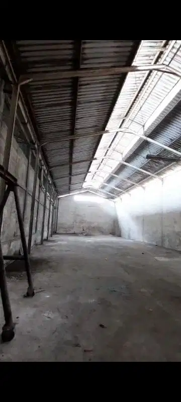 Dijual Gudang ex pabrik plastik