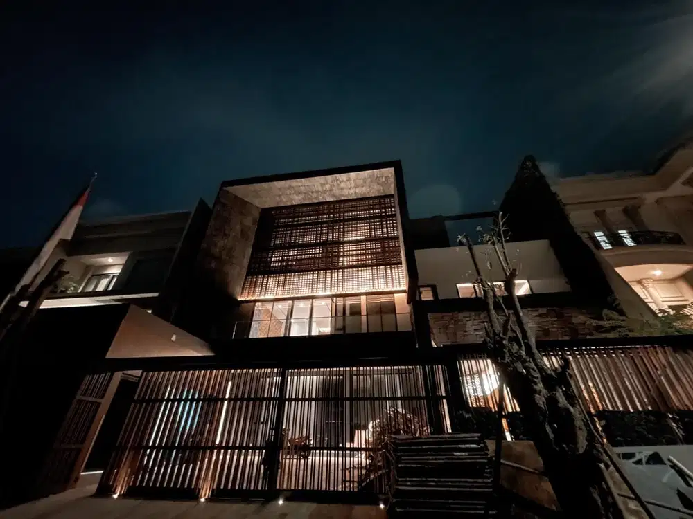Di Jual Rumah mewah Trimaran Permai Pik. Jakarta