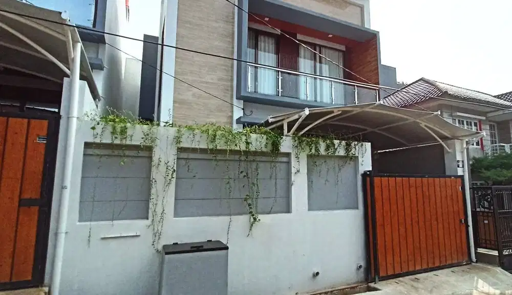 Rumah baru di kavling dki meruya utara istimewa